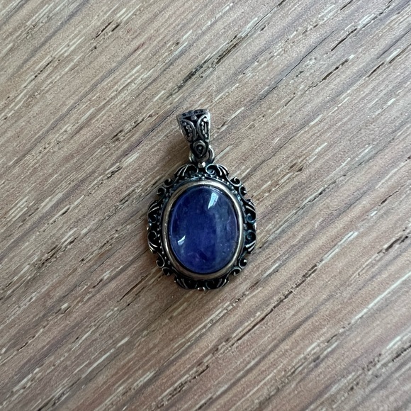Tanzanite Pendant Necklace - Picture 4 of 8